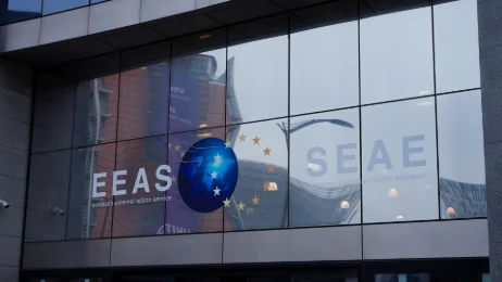 Bruxelles : un diplomate allemand prend la direction « paix, sécurité et défense » du SEAE